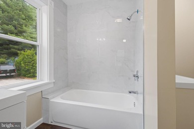 Rare live-work (Commercial & Residential) opportunity in the - photo 19