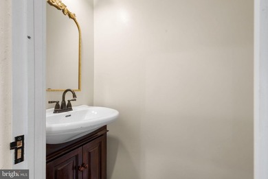 Rare live-work (Commercial & Residential) opportunity in the - photo 20