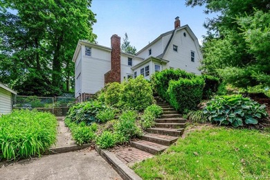 Welcome to 36 Seaview Avenue - a truly magnificent colonial - photo 24
