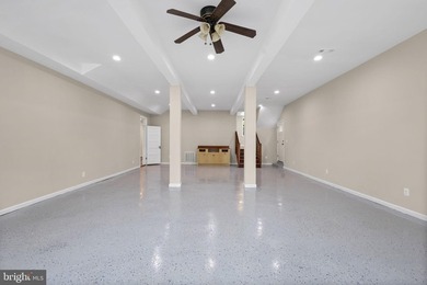 Rare live-work (Commercial & Residential) opportunity in the - photo 25