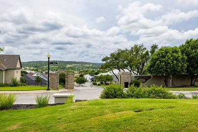 Hill Country views, privacy, & modern comfort in The Meridian - photo 30