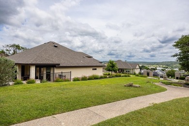 Hill Country views, privacy, & modern comfort in The Meridian - photo 32