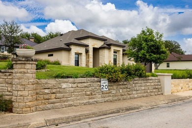 Hill Country views, privacy, & modern comfort in The Meridian - photo 34