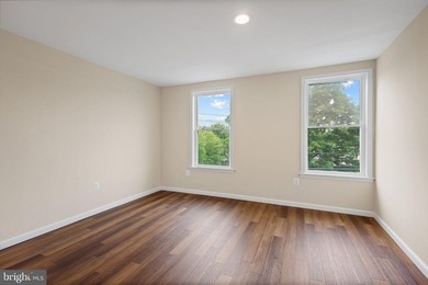 Rare live-work (Commercial & Residential) opportunity in the - photo 37