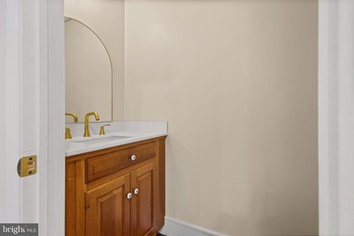 Rare live-work (Commercial & Residential) opportunity in the - photo 38