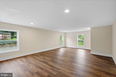 Rare live-work (Commercial & Residential) opportunity in the - photo 45