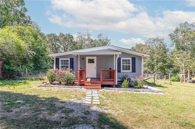 Lake Lanier Home Sale Pending in Gainesville Georgia