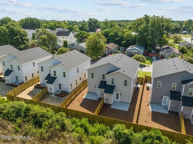 Rare opportunity! 8 Duplexes in downtown Wilmington next to a - photo 11