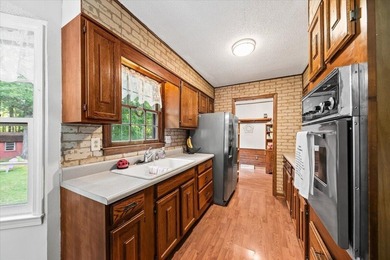 Must-See 3 Bedroom, 2 Bath Home is close to Interstate 26 - photo 19