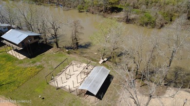 Build-ready waterfront lot offering approximately 0.3 acres on - photo 20