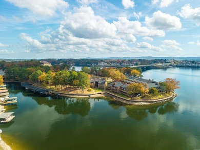 Lake Hamilton Townhome/Townhouse For Sale in Hot Springs Arkansas