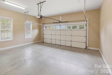 Some houses you have to sell. This one starts selling itself - photo 22