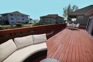 Coastal living at its finest! This Multi family remarkable - photo 22