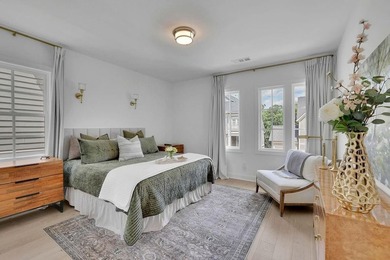 LUXURY, LIFESTYLE, VALUE! Welcome to an extraordinary - photo 23