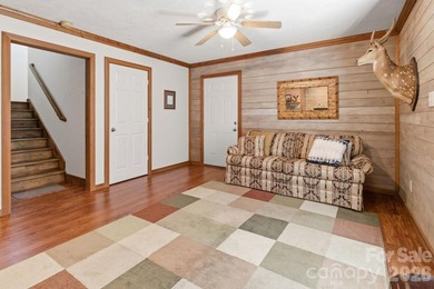 Some houses you have to sell. This one starts selling itself - photo 30