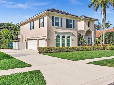 Beautifully updated 5-bedroom, 3-bath, 3-car garage home with - photo 3