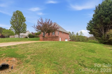 Some houses you have to sell. This one starts selling itself - photo 36