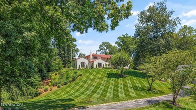 Welcome to 926 Keowee Avenue--a residence where timeless - photo 6