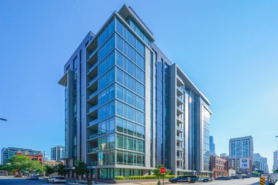 Lake Michigan - Cook County Condo For Sale in Chicago Illinois