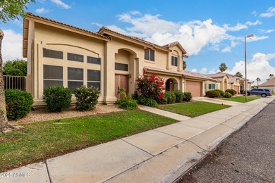 (private lake, pond, creek) Home For Sale in Peoria Arizona