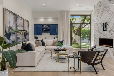 Welcome to the esteemed gated community of Merrill Cantatierra - photo 2