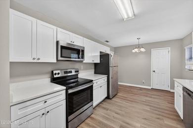 Located in the heart of Jacksonville, this beautifully updated - photo 6