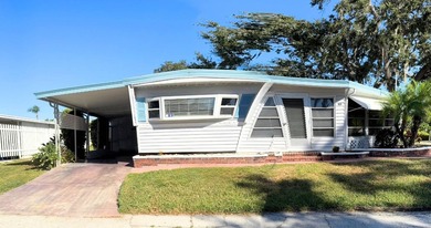 Manatee River Home For Sale in Ellenton Florida