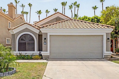 Your new Staycation Home~ Paradise found...in the coveted Gated - photo 2
