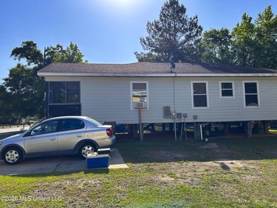 Cozy 3-bedroom, 2-bath home built in 2009 with approx. 1,200 sq - photo 5