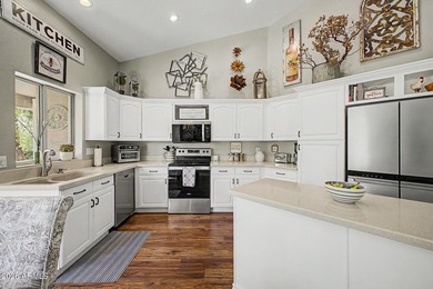 Your new Staycation Home~ Paradise found...in the coveted Gated - photo 10