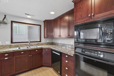 Rare single-level home in Whipple Creek II offering 1,793 sq ft - photo 12
