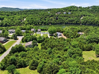 Looking for a walking trail to the lake? You have found it! - photo 3