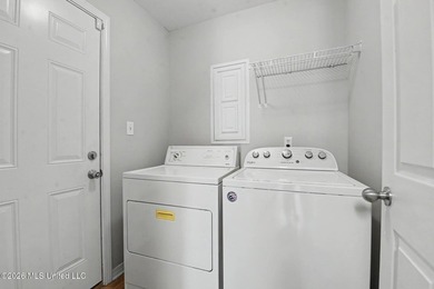 Your search is OVER! This compact home in charming & convenient - photo 16