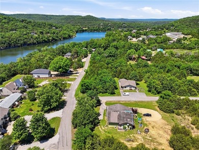 Looking for a walking trail to the lake? You have found it! - photo 7