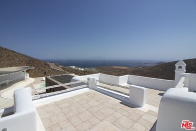 In the eastern part of Mykonos island, above the beach of Lia - photo 21