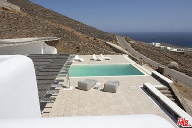In the eastern part of Mykonos island, above the beach of Lia - photo 23
