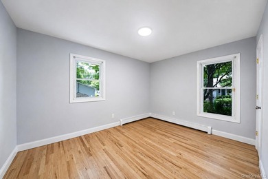 Welcome to 25 Heston Rd, Shirley-a spacious 4-bedroom, 2-bath - photo 25