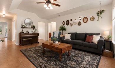 Welcome to 20782 Lakeshore Dr in Springdale, Arkansas a - photo 4