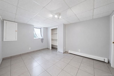 Welcome to 25 Heston Rd, Shirley-a spacious 4-bedroom, 2-bath - photo 35