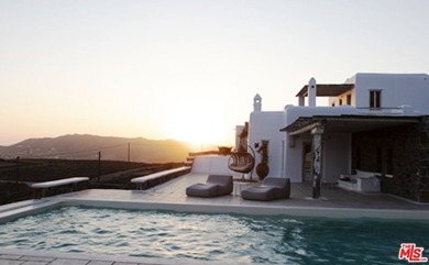 In the eastern part of Mykonos island, above the beach of Lia - photo 42