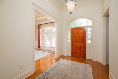 Stunning, triple split 4BD, 3BA, 2,769 sf, one-story brick home - photo 4