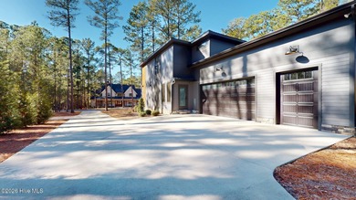 Experience the ultimate in Contemporary Living. This - photo 4