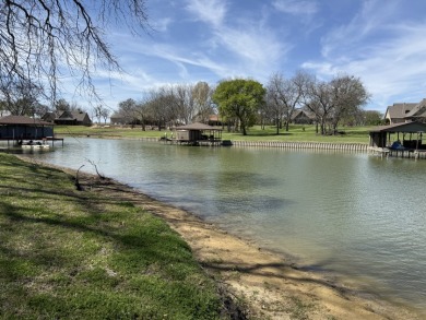 Richland Chambers Lake Lot For Sale in Corsicana Texas