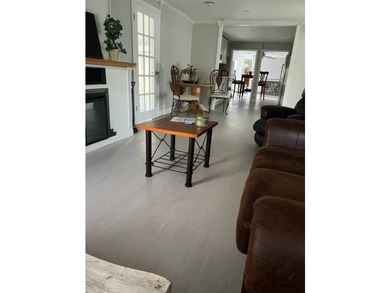 Renovated Waterfront 1334 sq ft manufactured home in 55 + resort - photo 11