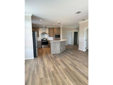 2 Bedrooms | 2 Baths | 1,294 sq ft | + Den Spring Savings! Below - photo 2
