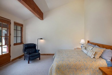 This immaculately maintained cottage offers rare single-level - photo 12