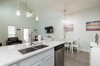 Gorgeous, well appointed townhome on the entrance to Access Road - photo 13