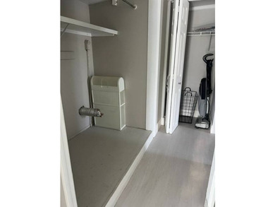 Renovated Waterfront 1334 sq ft manufactured home in 55 + resort - photo 14