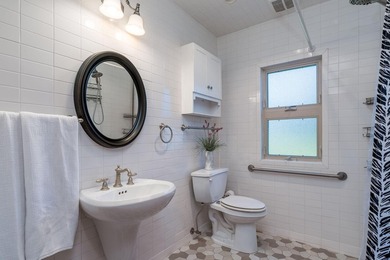 Welcome to this charming seasonal cabin on beautiful Lake - photo 14