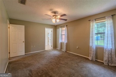 Welcome home to 133 English St, where pristine condition meets - photo 16